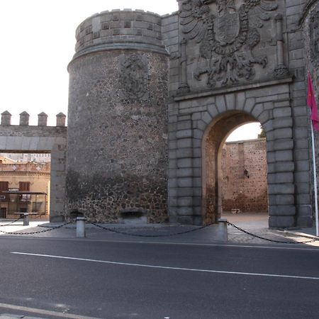 Posada De Peregrinos Hotel Toledo Exterior photo